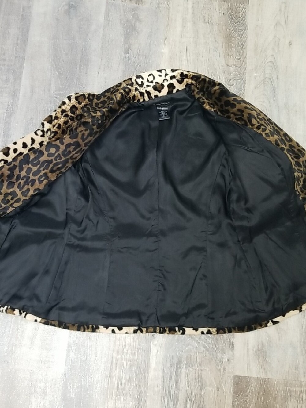 Leopard Print Women's Blazer Jacket - Picture 5 of 7